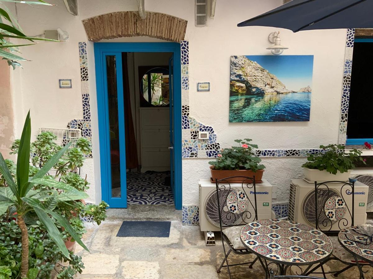 Cortile Azzurro Hotel Trapani Exterior foto