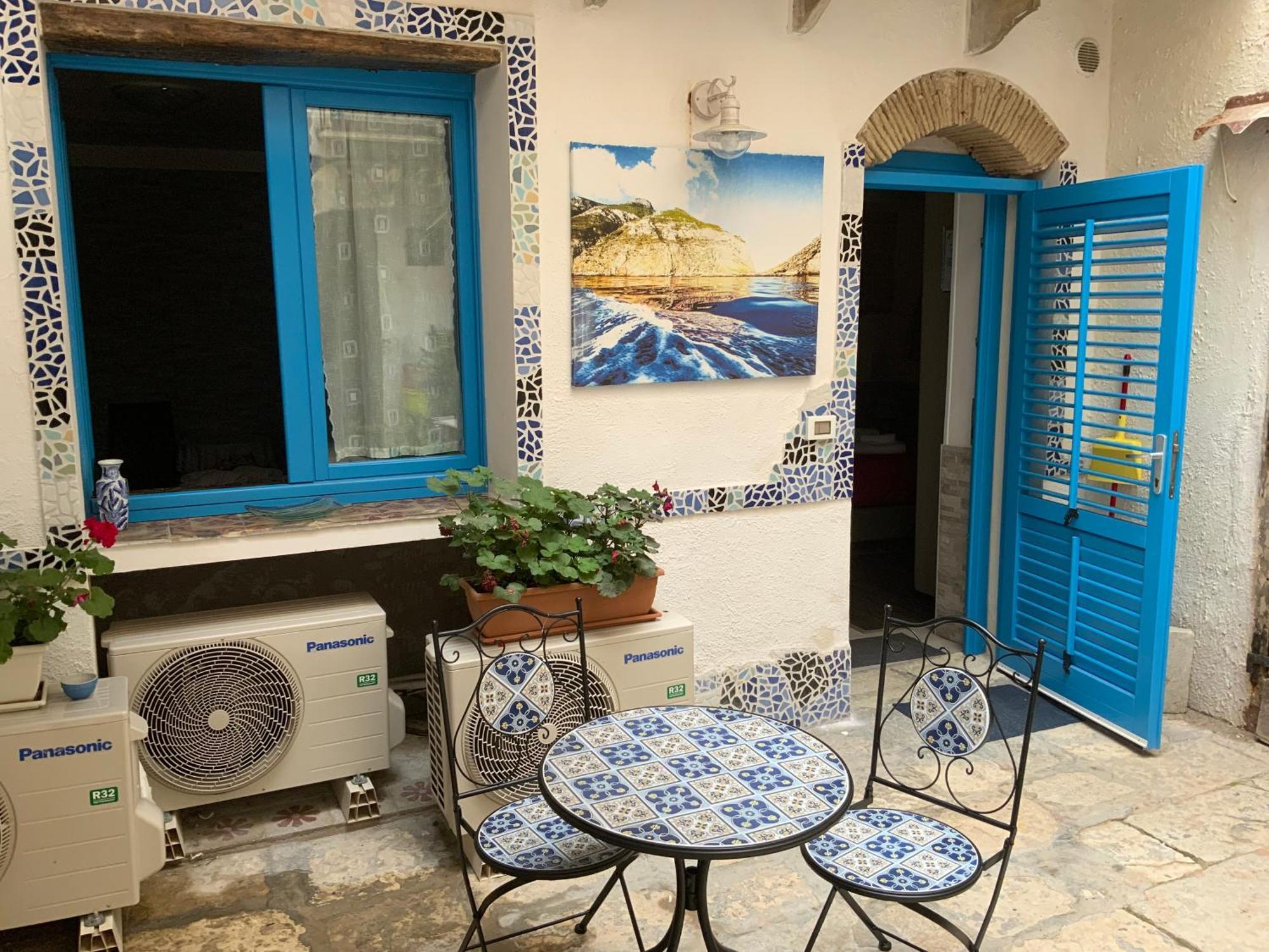 Cortile Azzurro Hotel Trapani Exterior foto