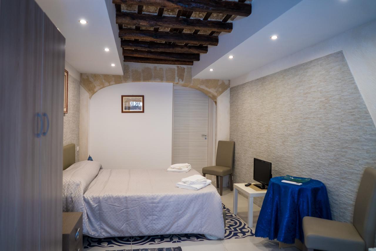 Cortile Azzurro Hotel Trapani Exterior foto